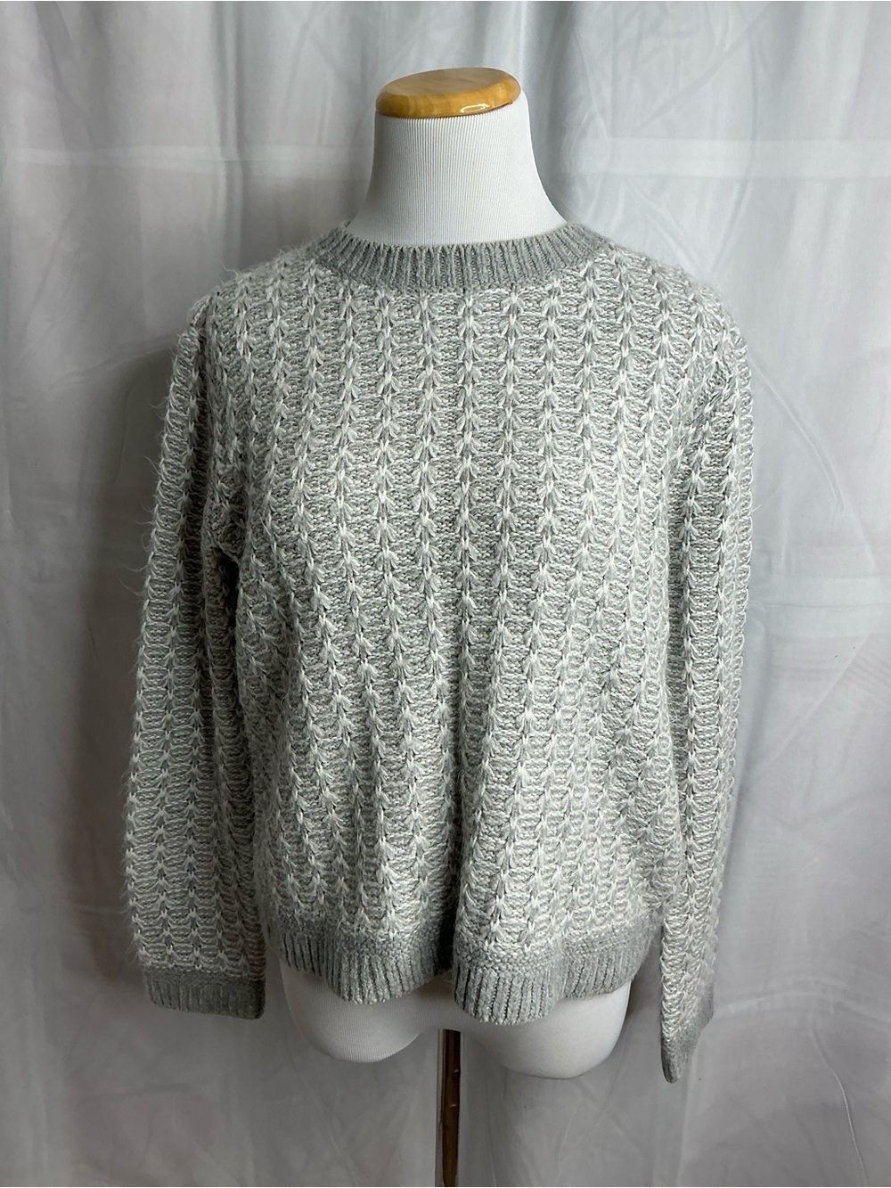 2296 - Textured Crewneck Sweater in Light Gray - Picture 2 of 7
